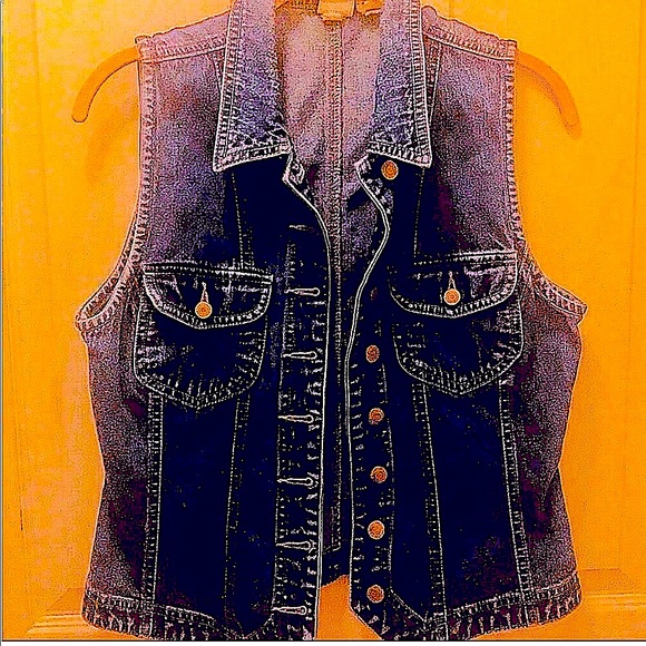 GAP Tops - GAP DENIM VEST